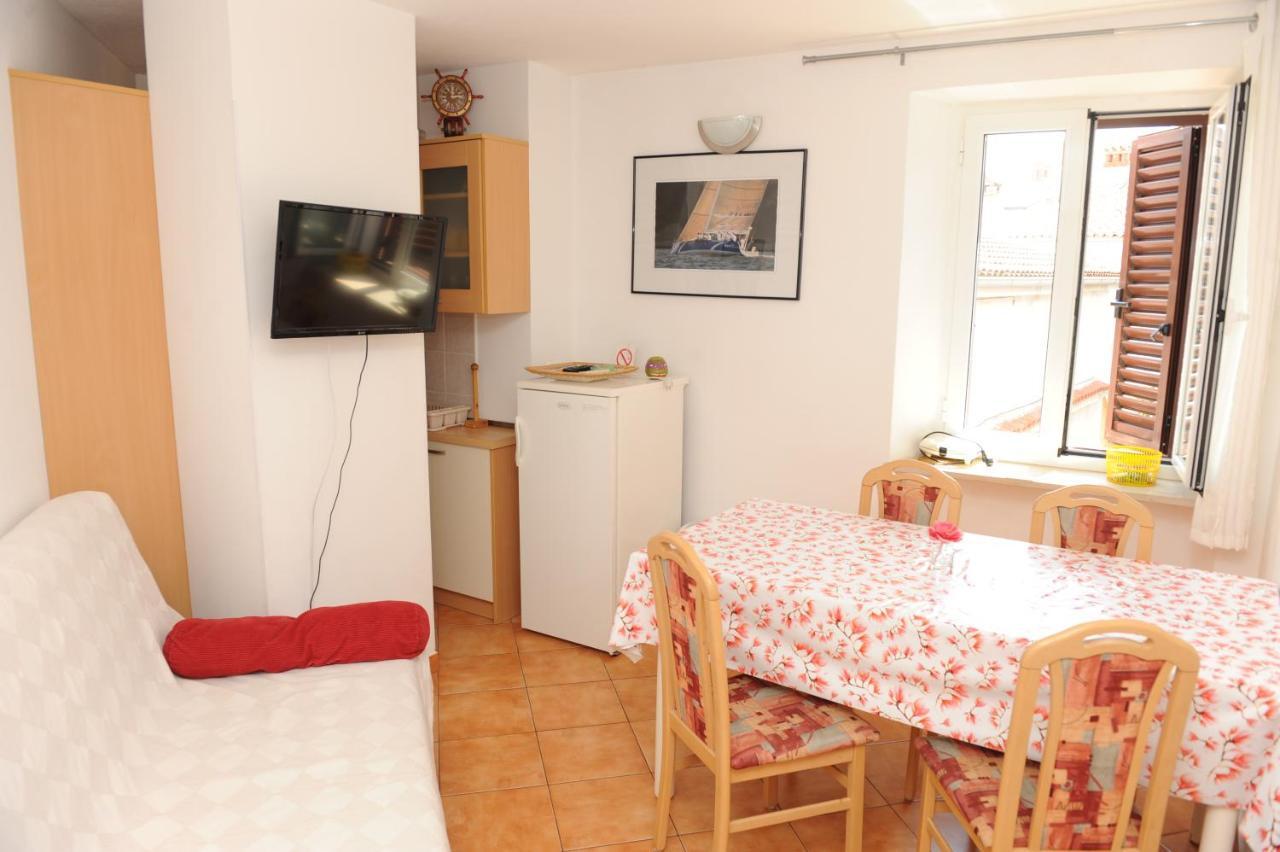 Apartma Lavela イゾラ エクステリア 写真