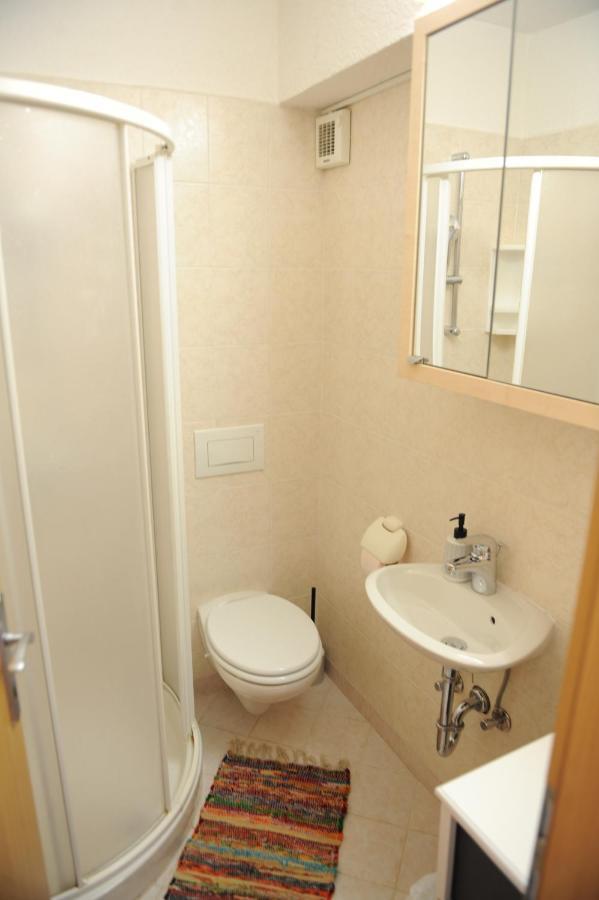 Apartma Lavela イゾラ エクステリア 写真