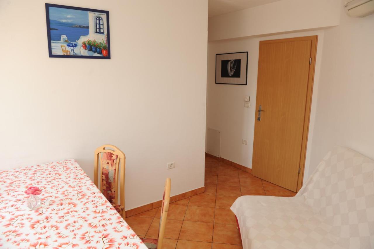 Apartma Lavela イゾラ エクステリア 写真