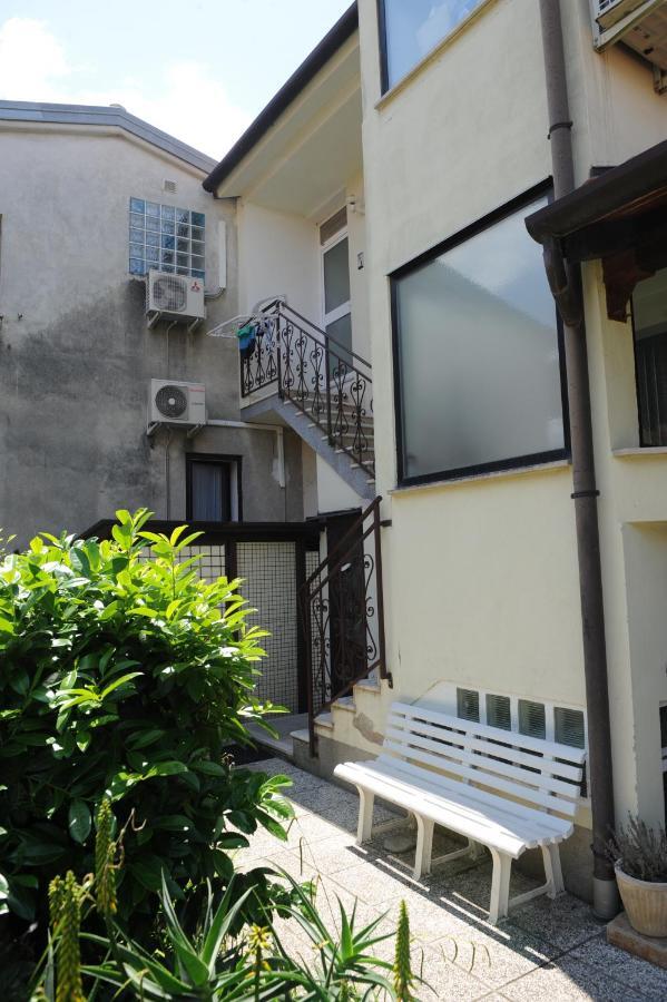 Apartma Lavela イゾラ エクステリア 写真